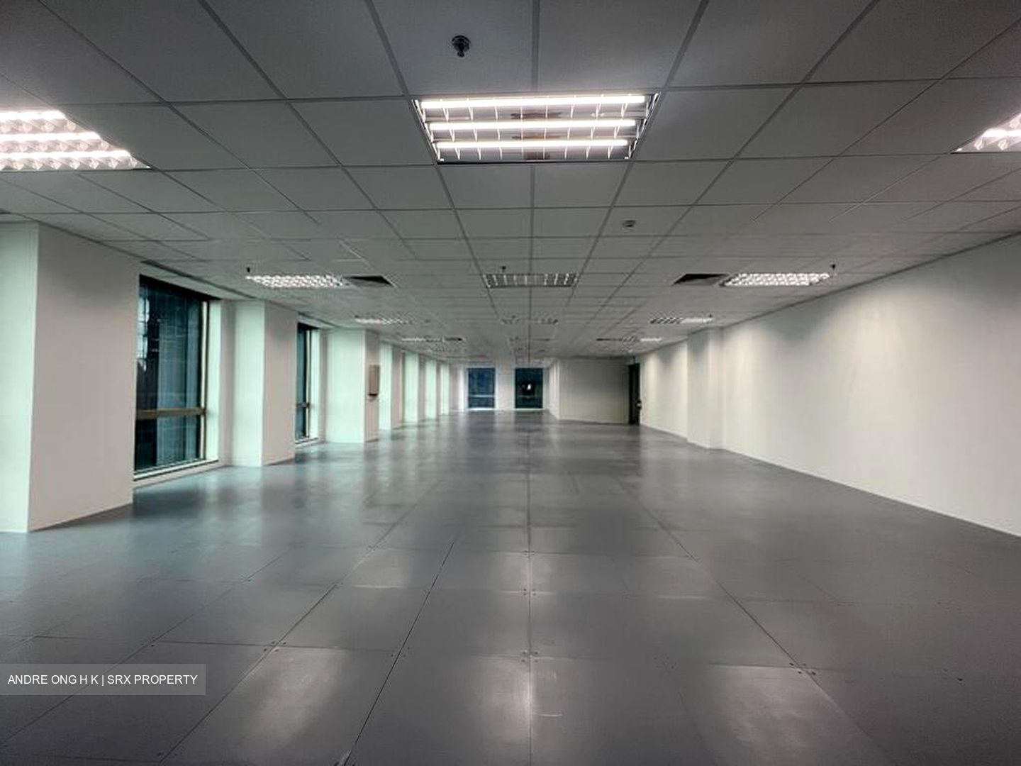 Oue Downtown (D1), Office #455134551